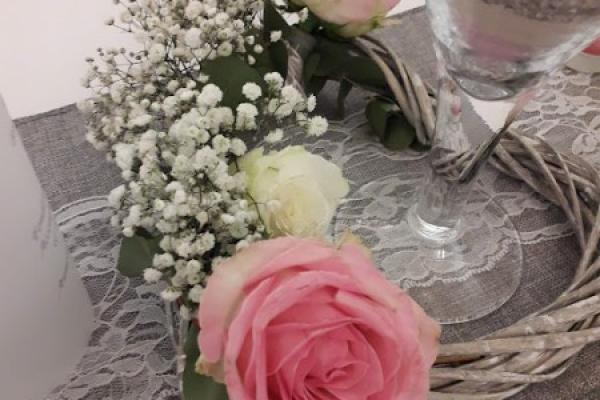 Choisir le rose pour sa décoration de mariage... quelques images d'inspiration.
